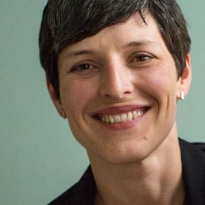 Meet your Posher, Carolyn